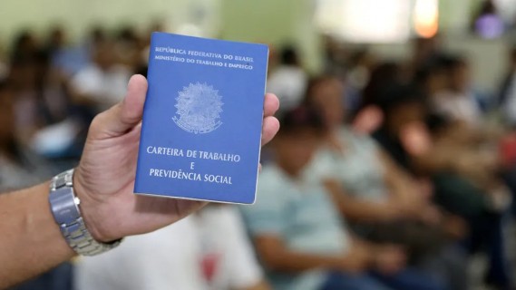 SIME abre a semana com mais de 2,5 mil vagas de emprego em Aparecida de Goiânia